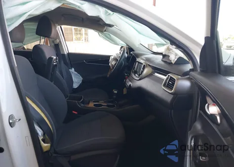 2020 Kia Sorento 2.4L Lx из США, поврежденный, VIN 5XYPG4A31LG634622